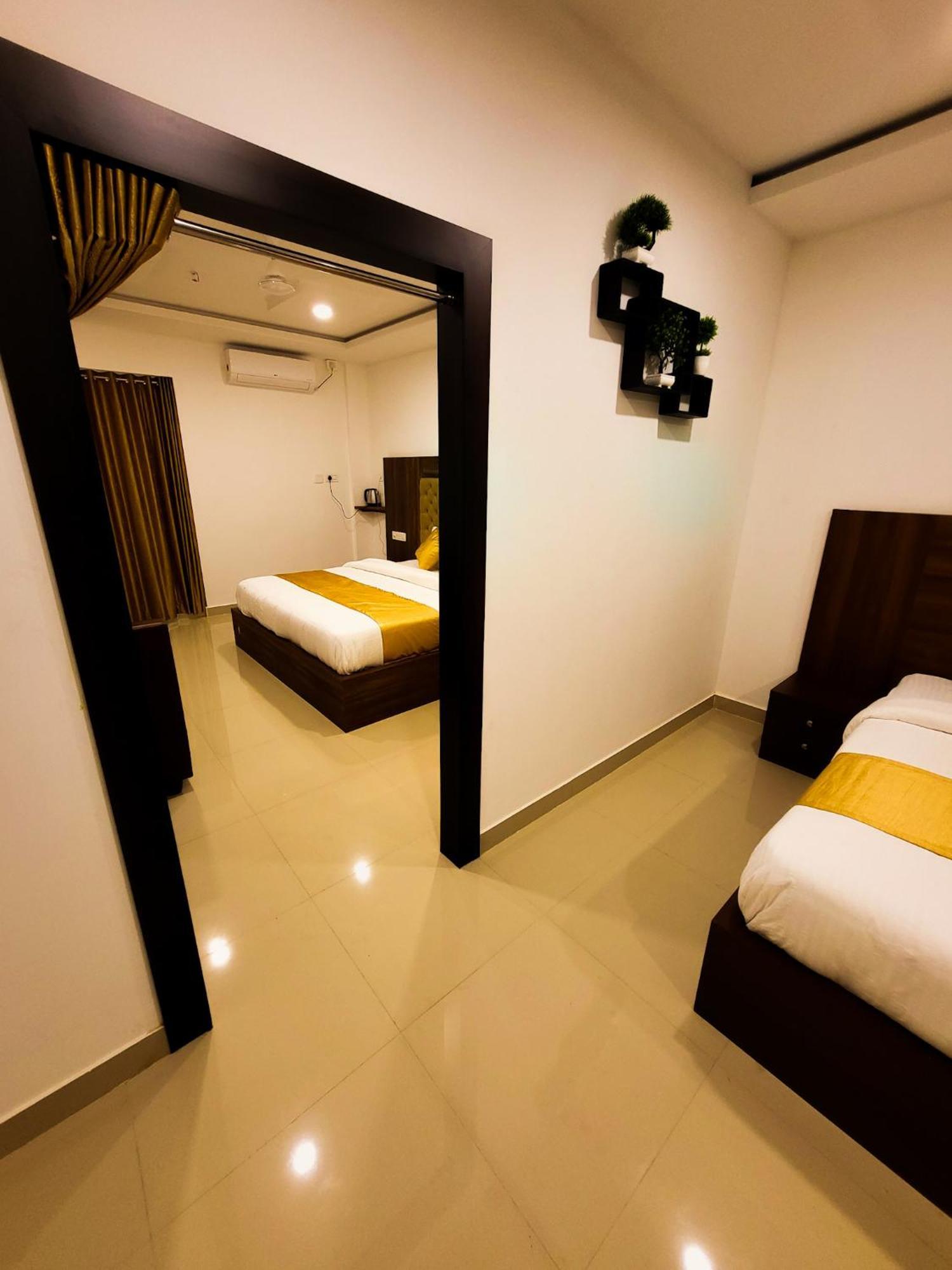 Thejaswini Residency Cheruvathur Nileshwar Exterior photo